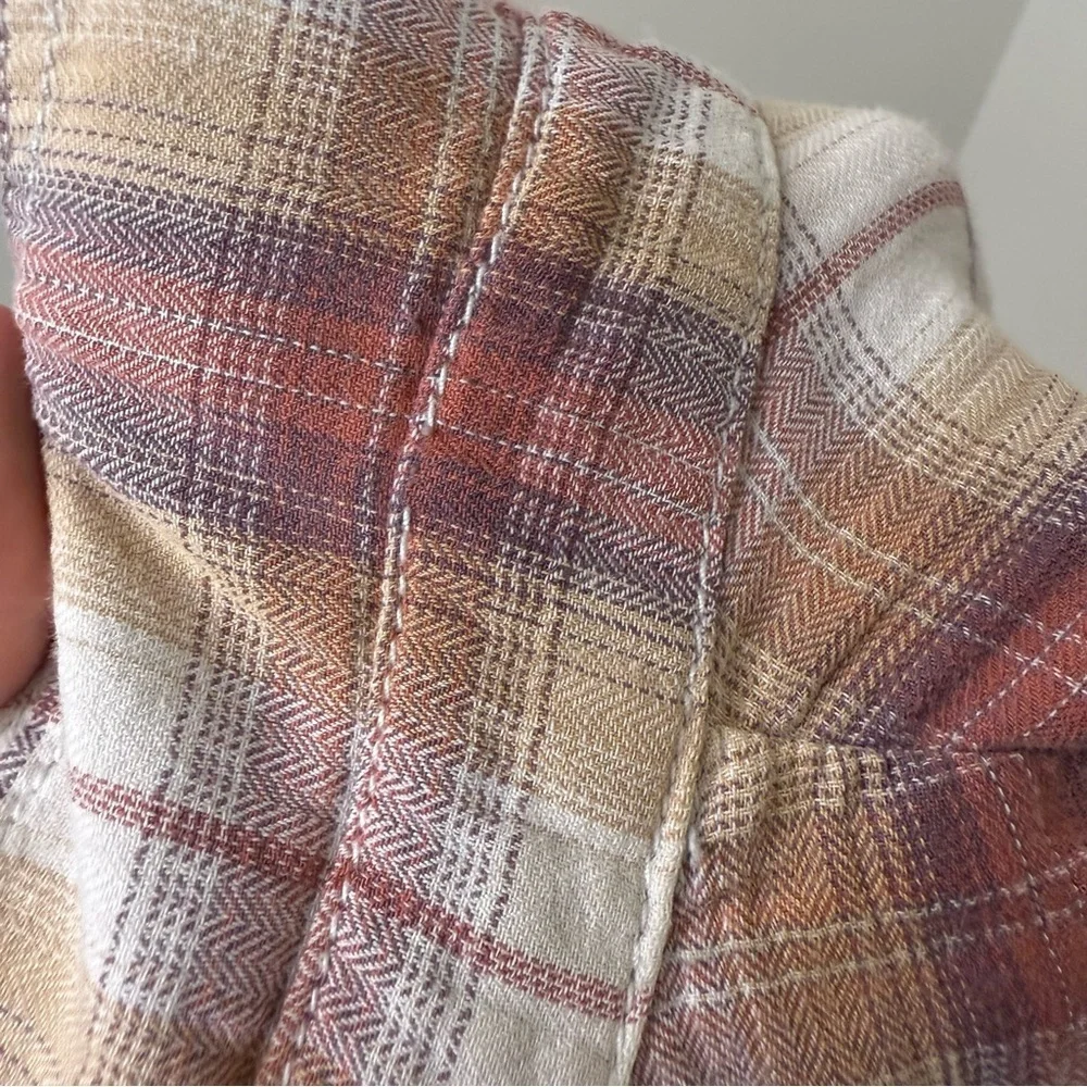 Silver Jeans Women’s Plaid Flannel Shirt | Soft Brushed Cotton Western Style - Picture 5 of 5